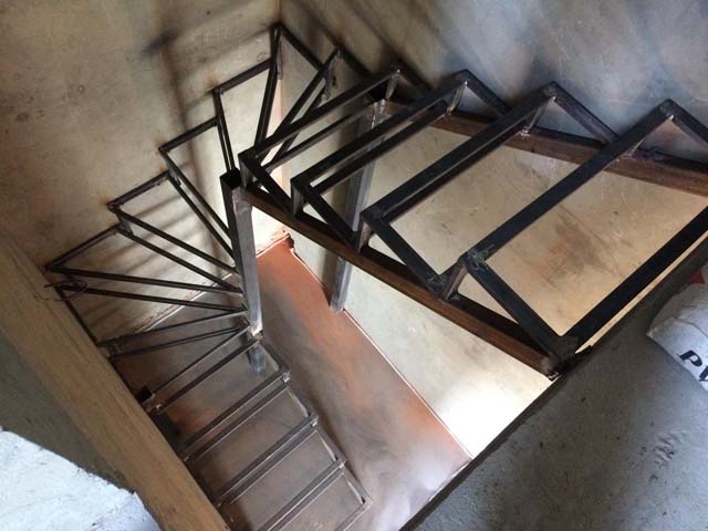 Забежные ступени на металлических лестницах - лестницы31.рф в Белгороде